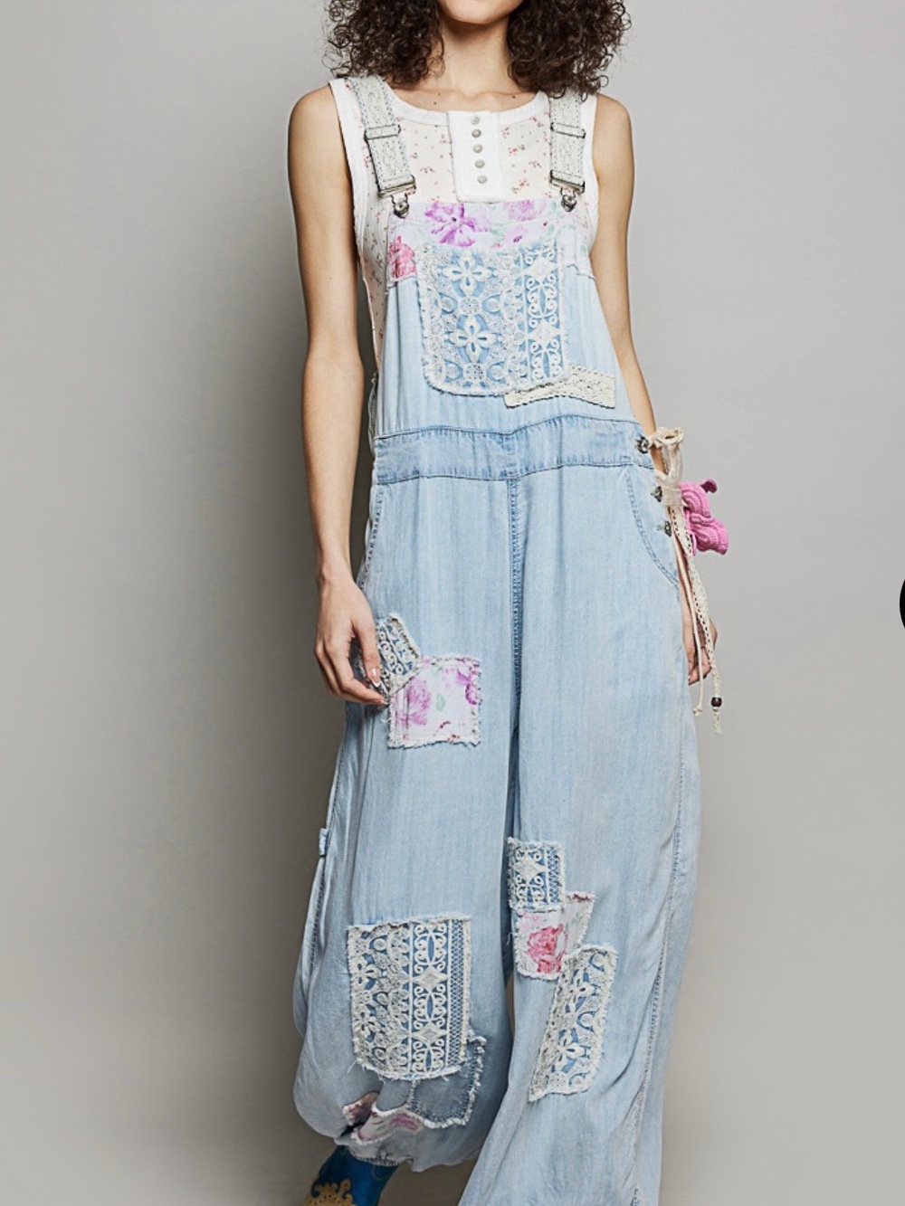 POL Light Blue Denim Patchwork Jumpsuit with Floral Accents - Picture 4 of 8